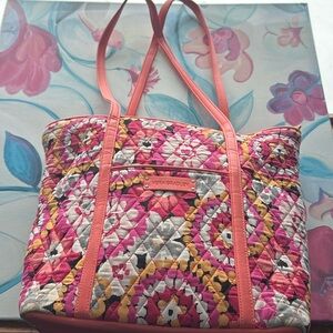 Vera Bradley Pixie blooms trimmed tote bag